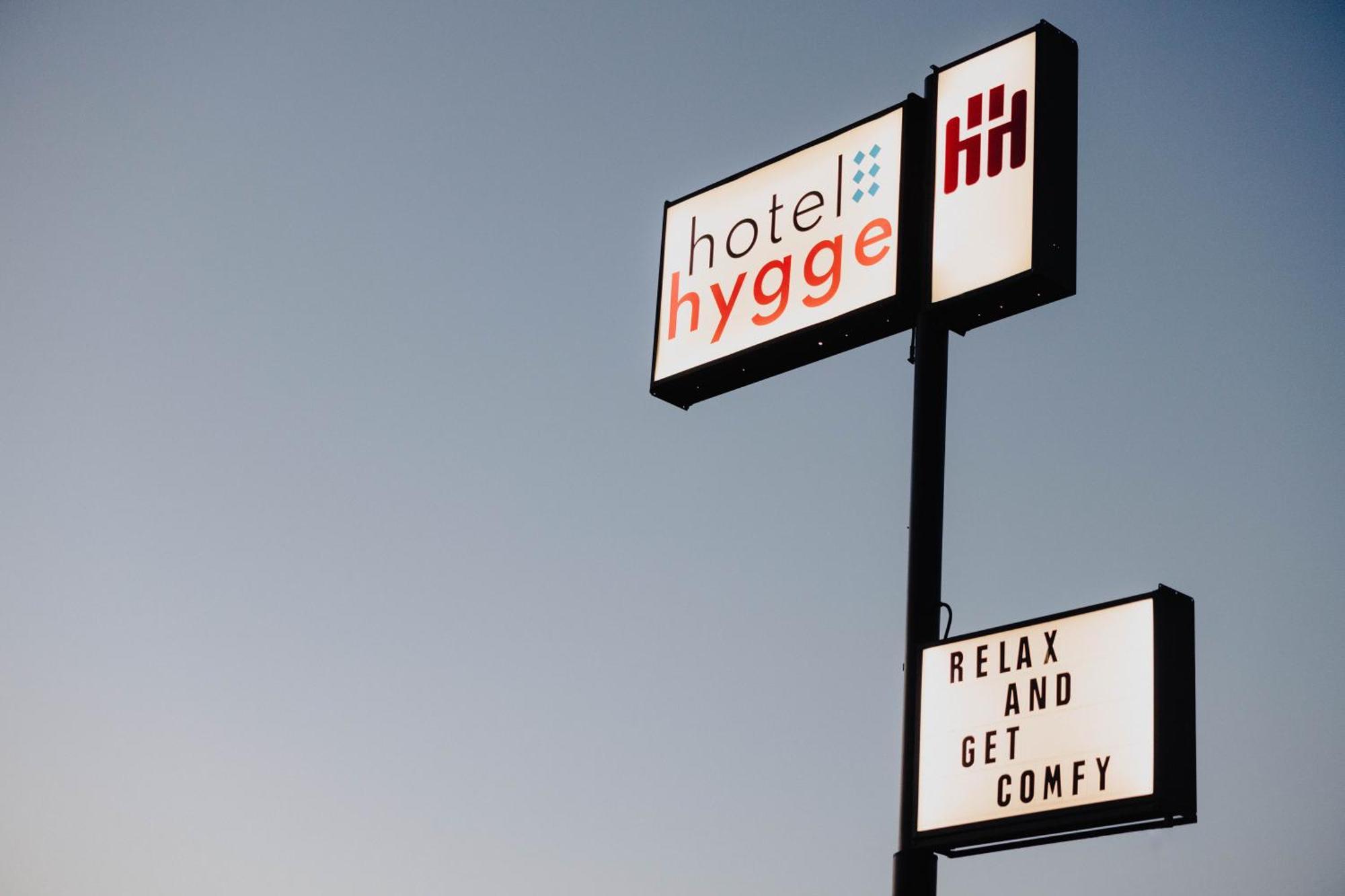 בולטון Hotel Hygge מראה חיצוני תמונה